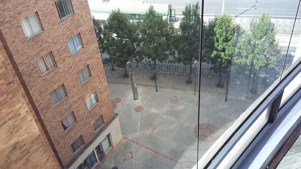 Edificio Parque Real Habitacion Con Bano Privado Quito Apartment